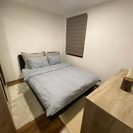 Apartman Arya Vlasic *